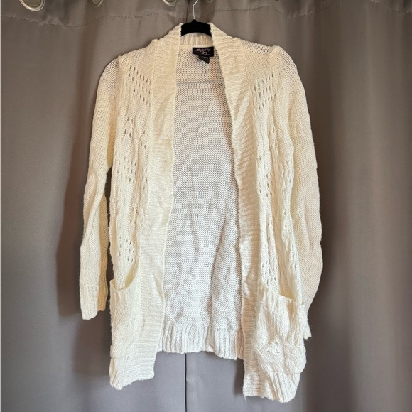 Hooked Up by IOT Sweaters - Cream Cardigan w/ Pockets